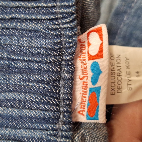 AMERICAN SWEETHEART size 14 crop jeans. - Picture 5 of 6